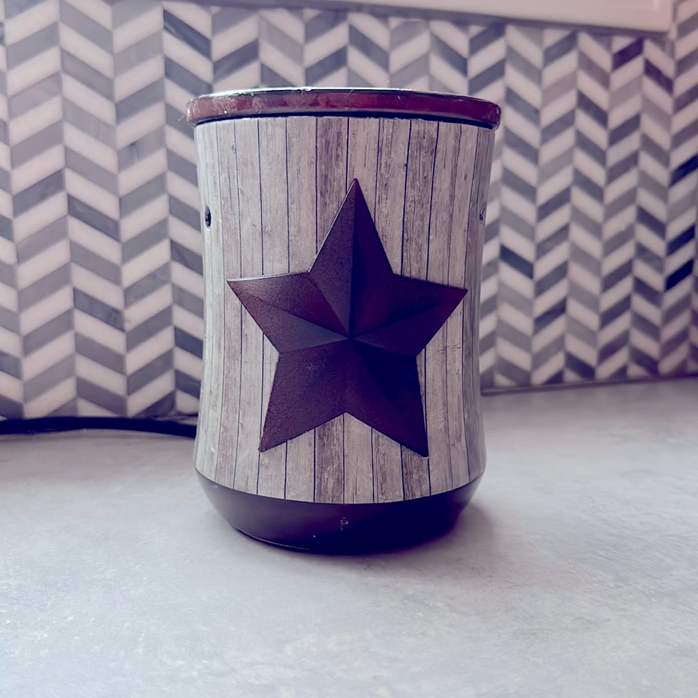 Scentsy retired lone star wax warmer